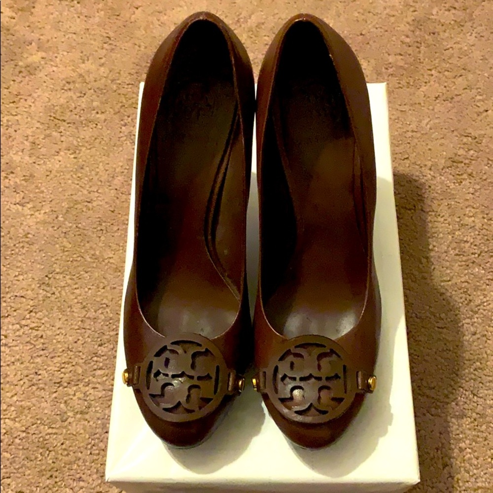 Brown Tory Heels